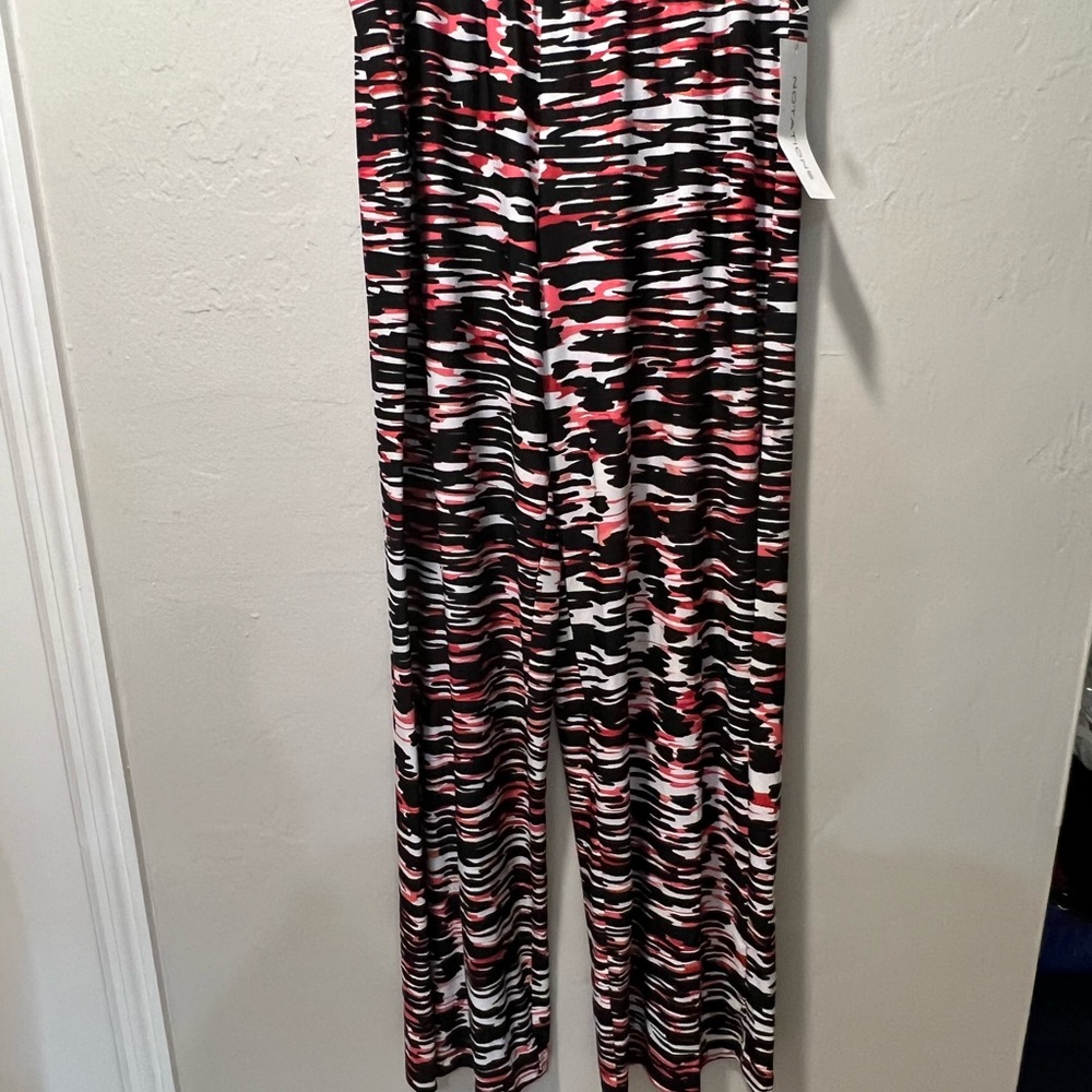 size Small Notations Design soft comfort pants pink black design NWT